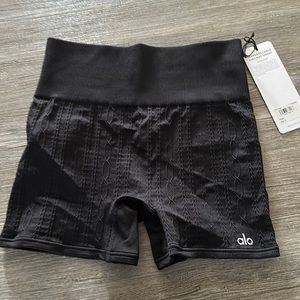 Seamless cable knit hot shorts from alo yoga